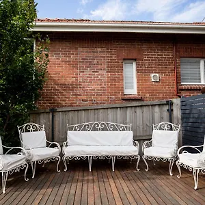 Montacute Boutique Bunkhouse Hostel Hobart