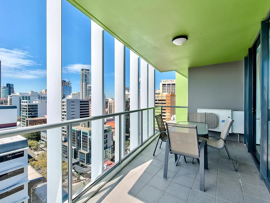 **** Aparthotel Skd Suites Brisbane Australia