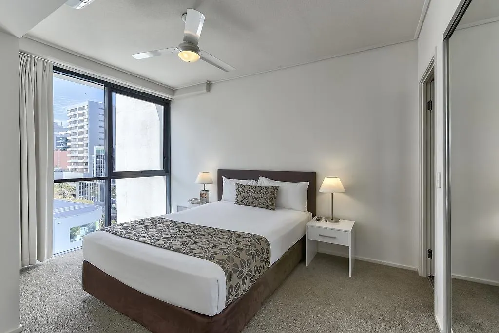 **** Aparthotel Skd Suites Brisbane Australia